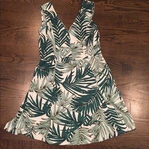 H&M Tropical Fern Dress Large